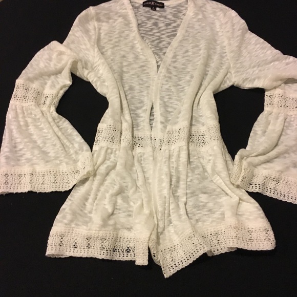 Almost Famous Tops - Almost Famous Lightweight open Cardigan with lace